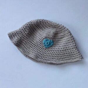 Mamé crochet bucket hat